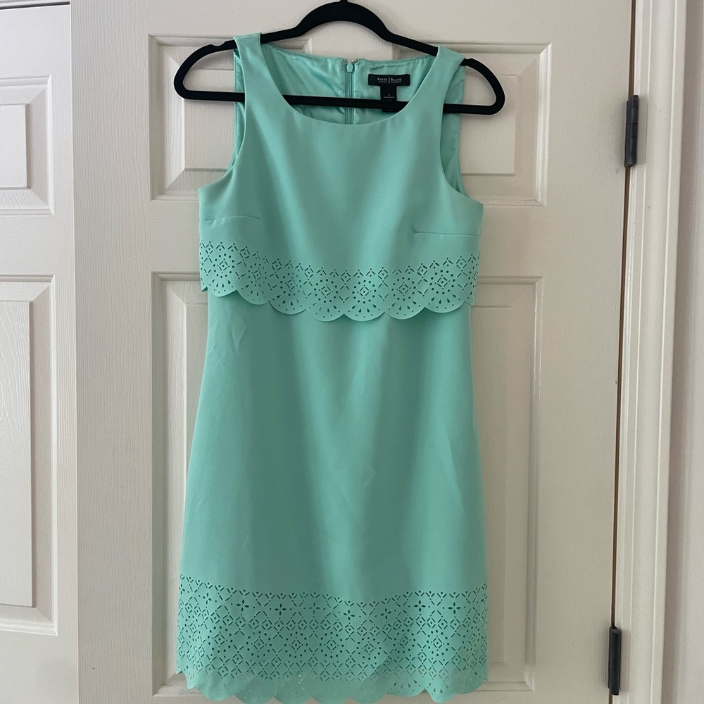 White House Black Market Green Sheath Dress Sleeveless dress